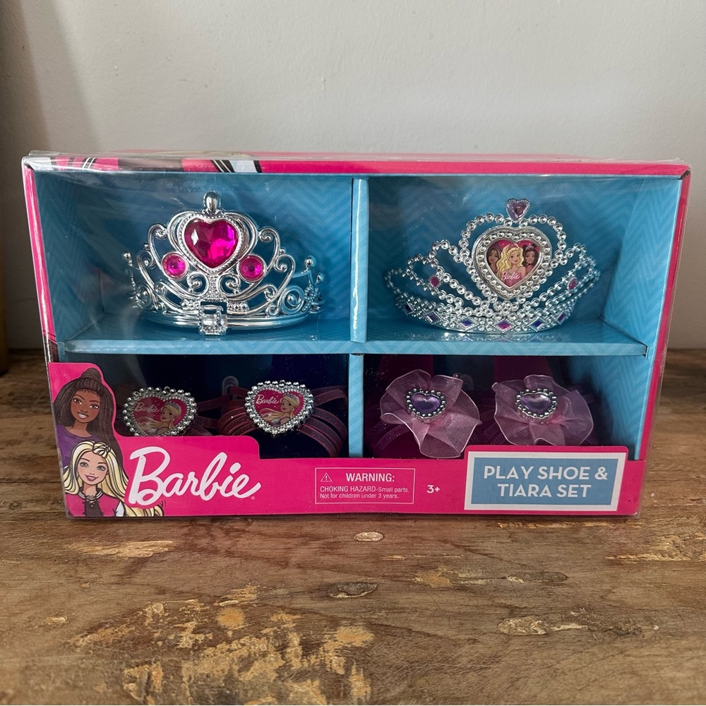 NWT Barbie Tiara & play Shoe Set - pink, silver, purple